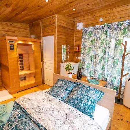 Au Coucher Du Soleil, Avec Jacuzzi Et Sauna *